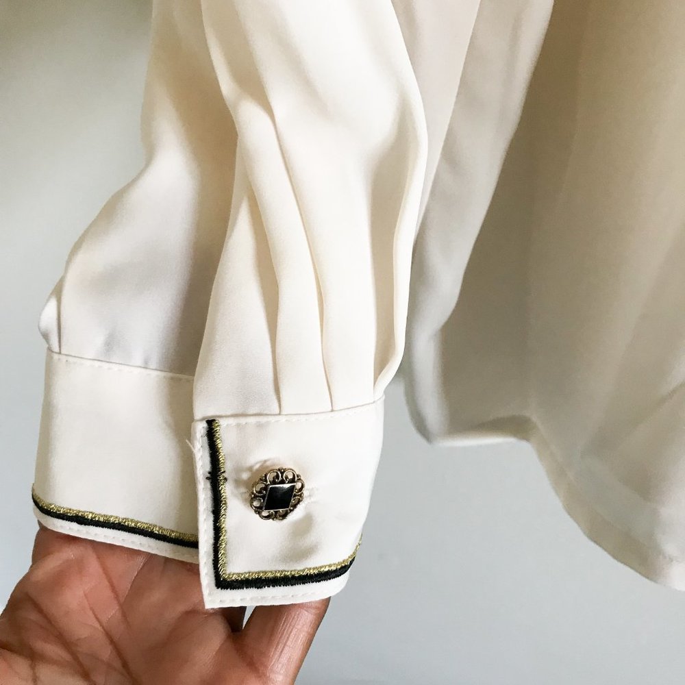 Koret Vintage Cream Victorian Embellished Blouse - Picture 5 of 9
